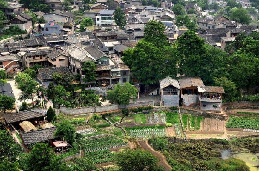 海上“激战”2小时，一艘美国军舰被击中，2艘商船被迫逃离